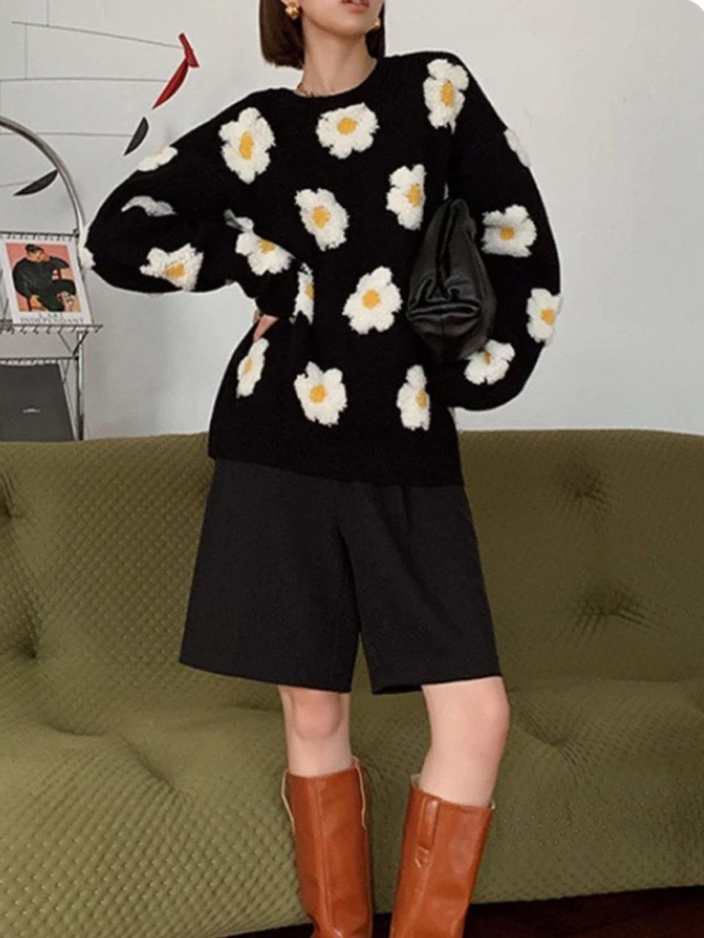 ✨NWT COMMENSE Floral Daisy 🌼 Knit Crewneck Sweater | Black & White - M